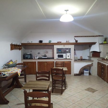 Dimora Letizia -Apartment Прочида Екстериор снимка